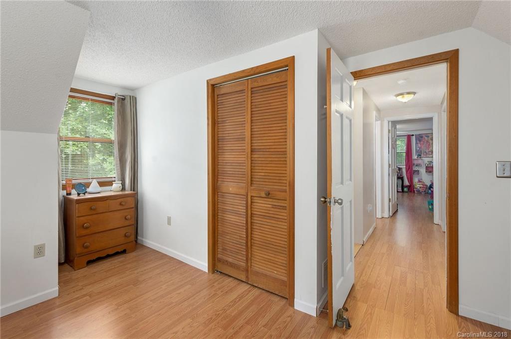 12 Alexander Chapel Drive Asheville NC 28804