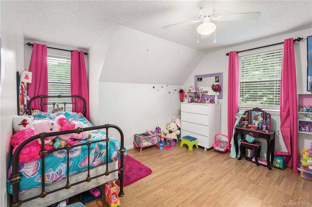 12 Alexander Chapel Drive Asheville NC 28804