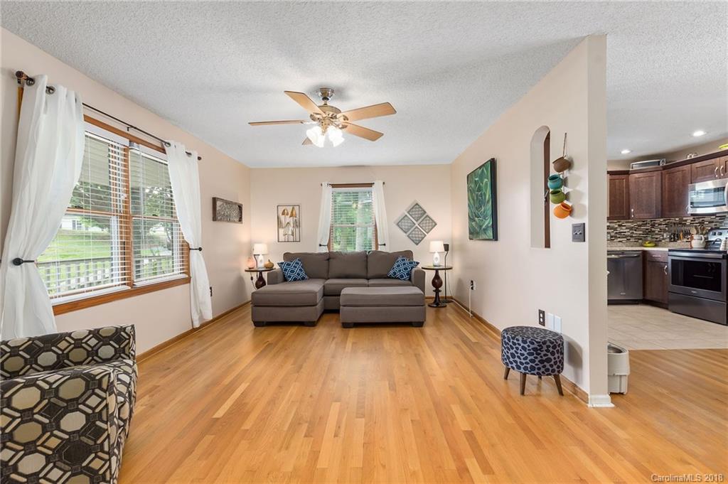 12 Alexander Chapel Drive Asheville NC 28804