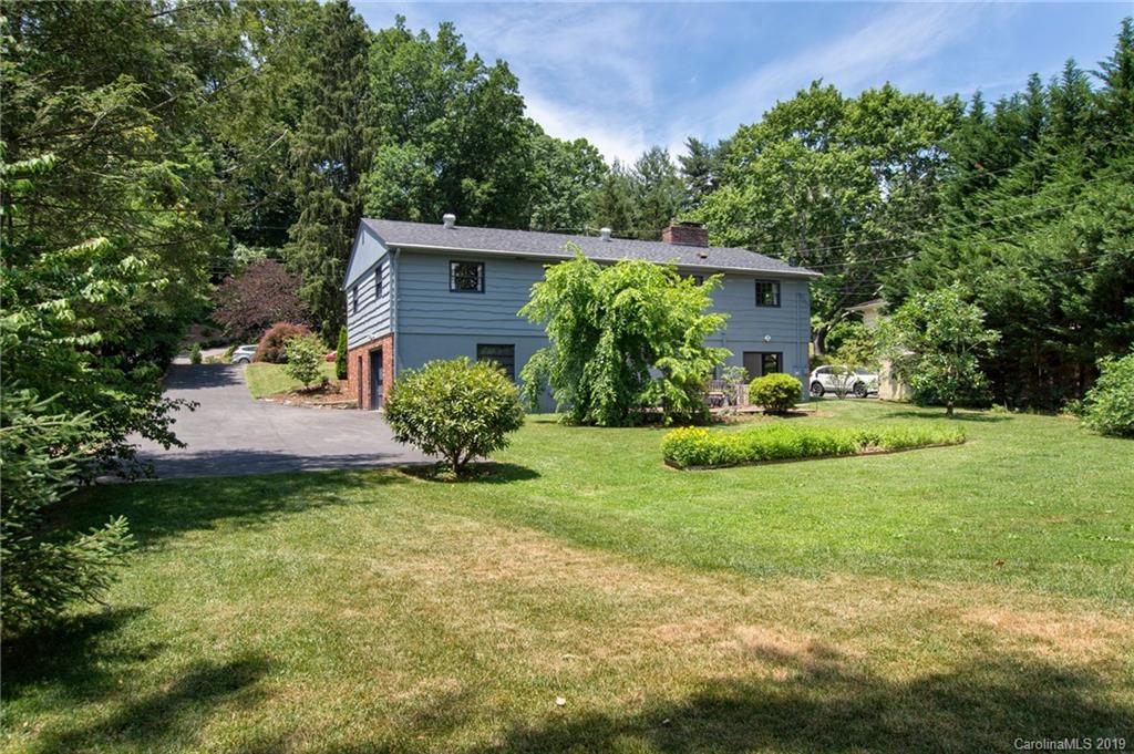 11 Wisteria Drive Asheville NC 28804