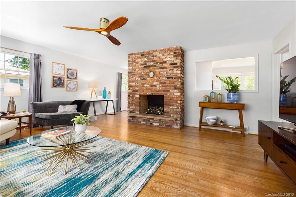 11 Wisteria Drive Asheville NC 28804