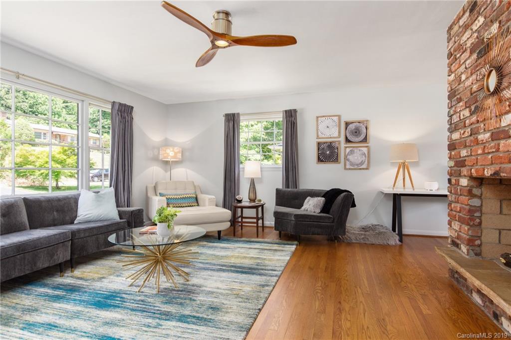 11 Wisteria Drive Asheville NC 28804