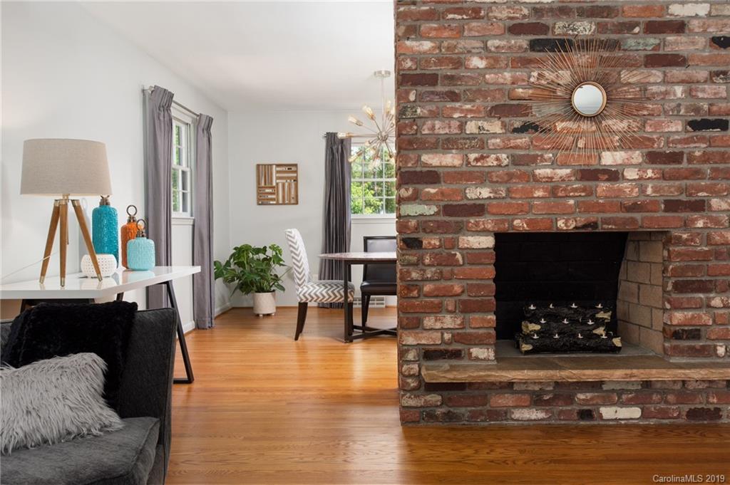 11 Wisteria Drive Asheville NC 28804