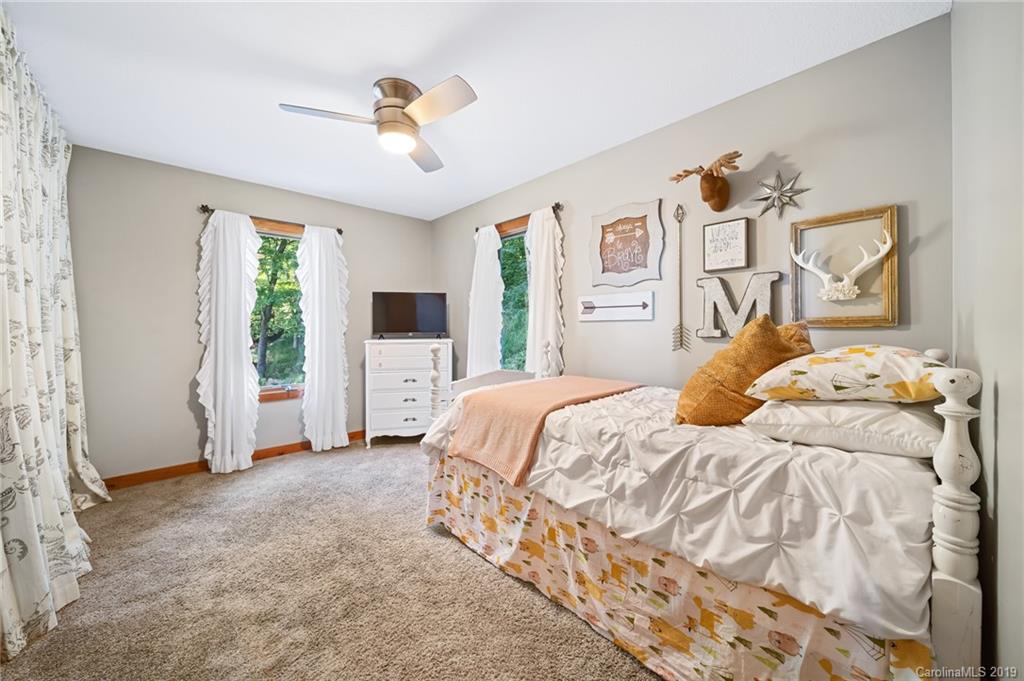 628 Cove Creek Lane Weaverville NC 28787