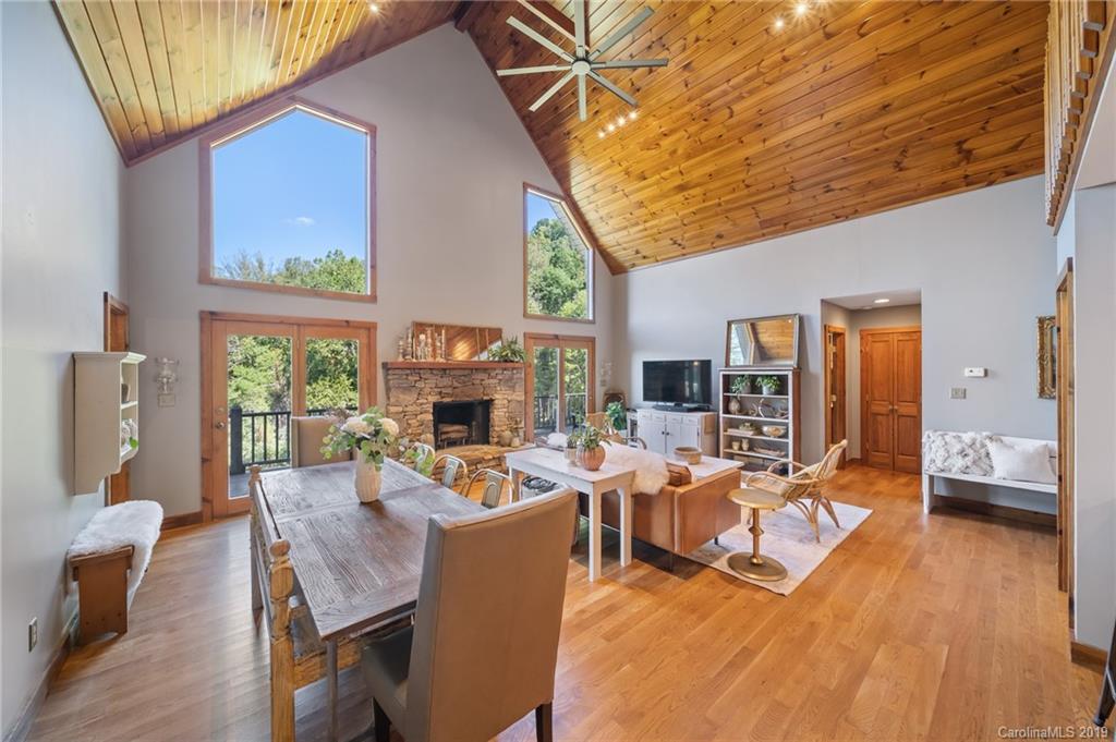 628 Cove Creek Lane Weaverville NC 28787