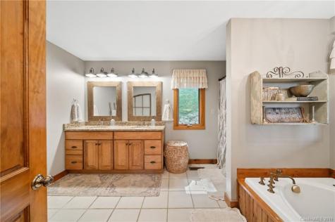 628 Cove Creek Lane Weaverville NC 28787