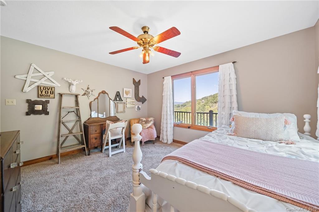 628 Cove Creek Lane Weaverville NC 28787