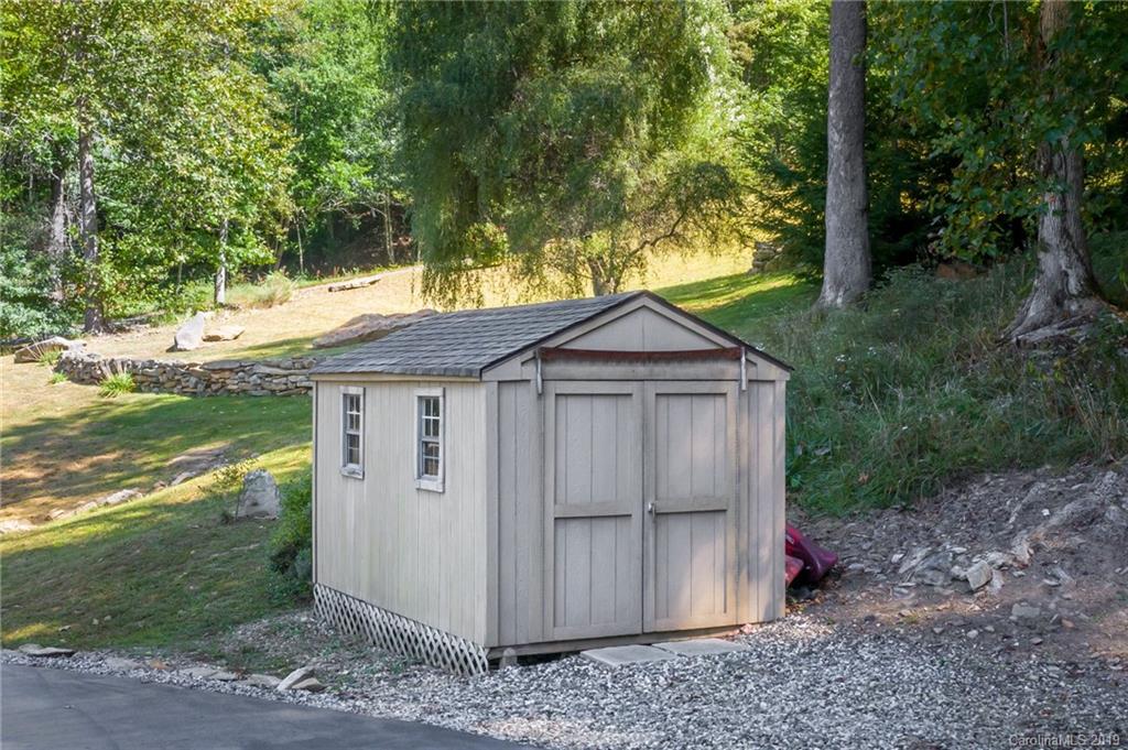 628 Cove Creek Lane Weaverville NC 28787