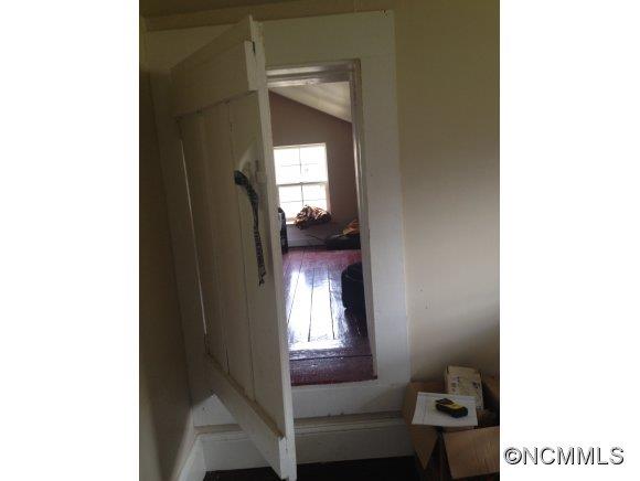 11 Old Mine Road Swannanoa NC 28778