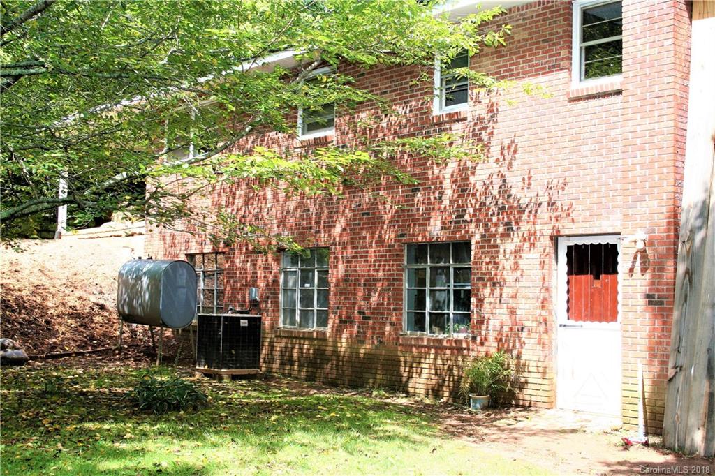 262 Longs Chapel Road Weaverville NC 28787