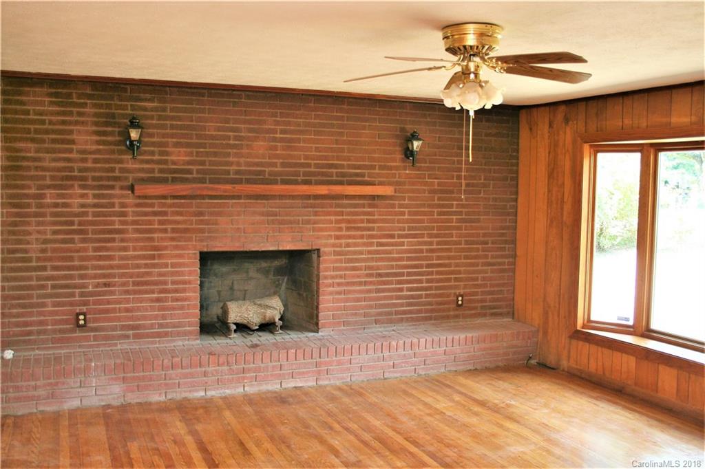 262 Longs Chapel Road Weaverville NC 28787