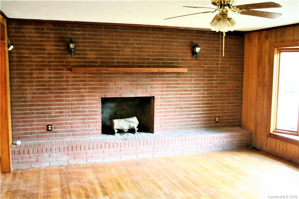 262 Longs Chapel Road Weaverville NC 28787