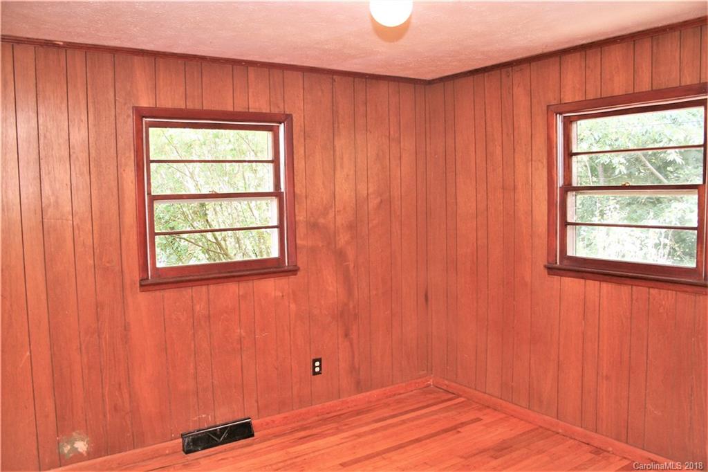 262 Longs Chapel Road Weaverville NC 28787