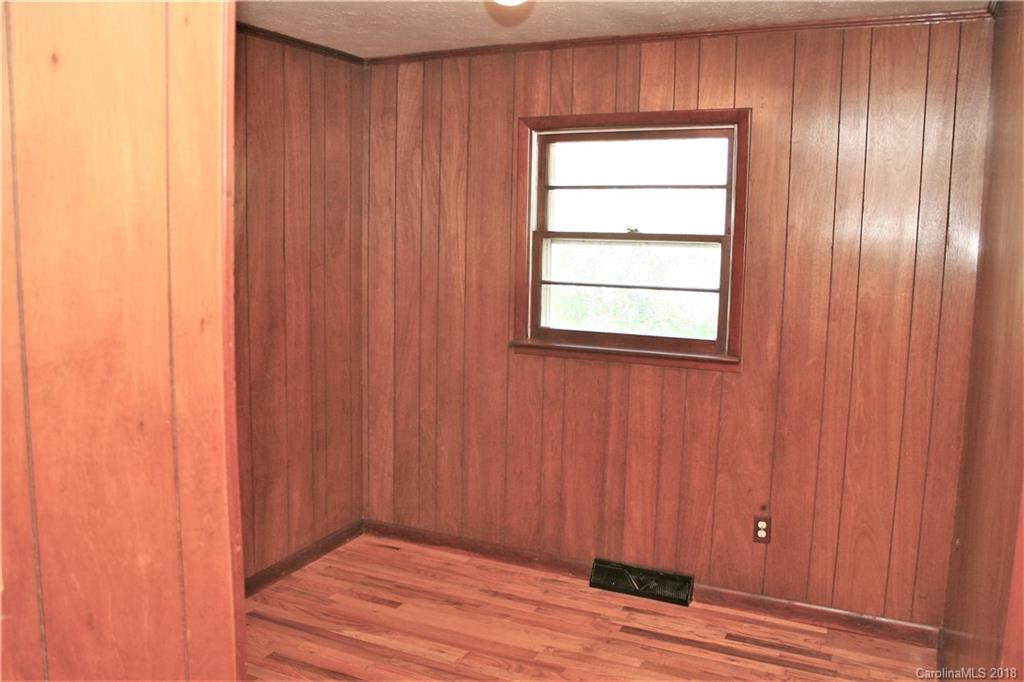 262 Longs Chapel Road Weaverville NC 28787
