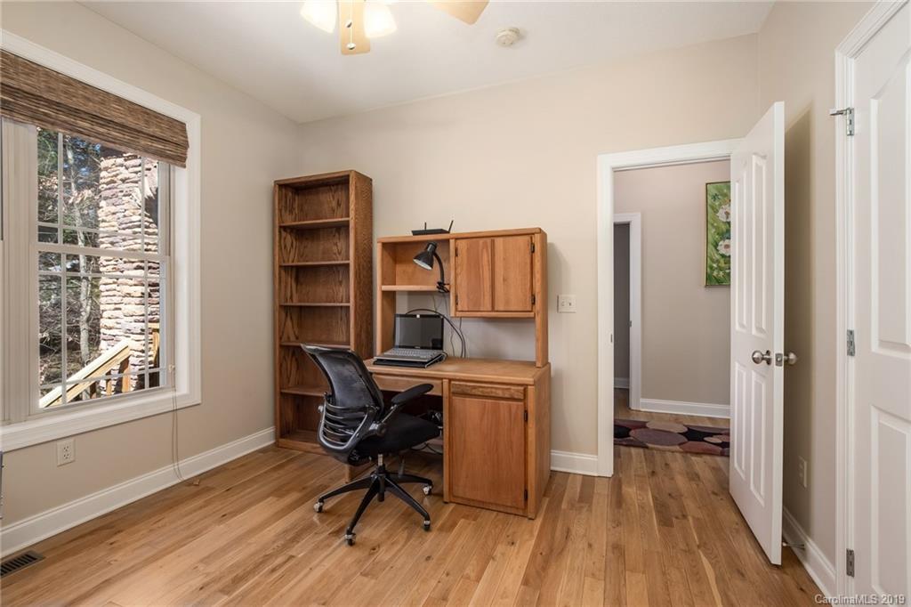 4 Alsatian Lane Asheville NC 28805