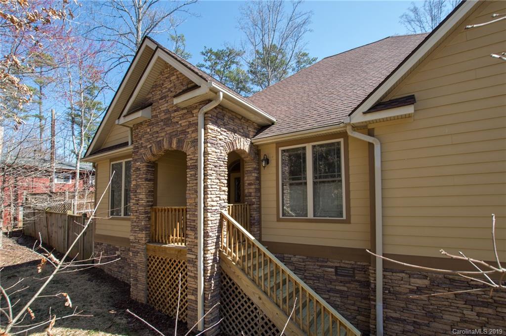 4 Alsatian Lane Asheville NC 28805