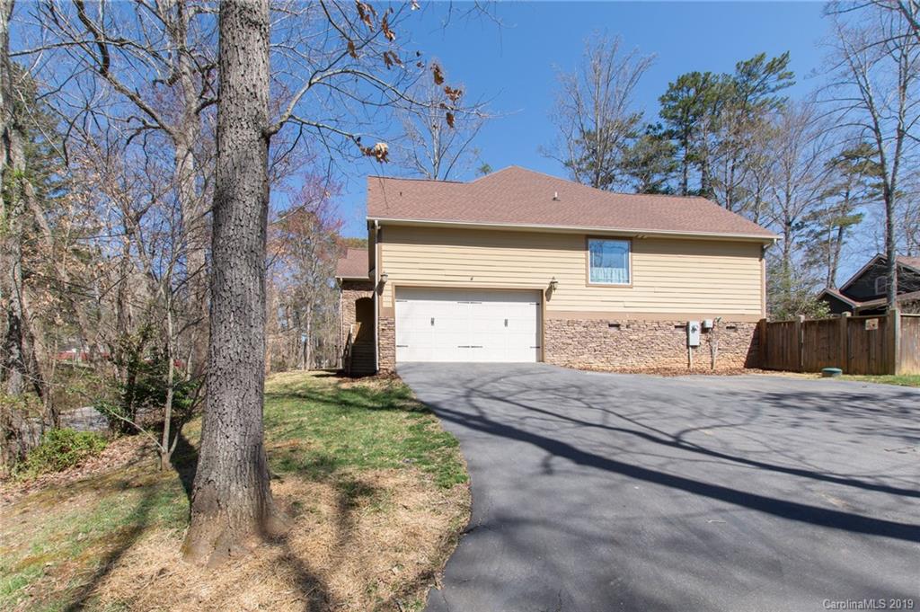 4 Alsatian Lane Asheville NC 28805