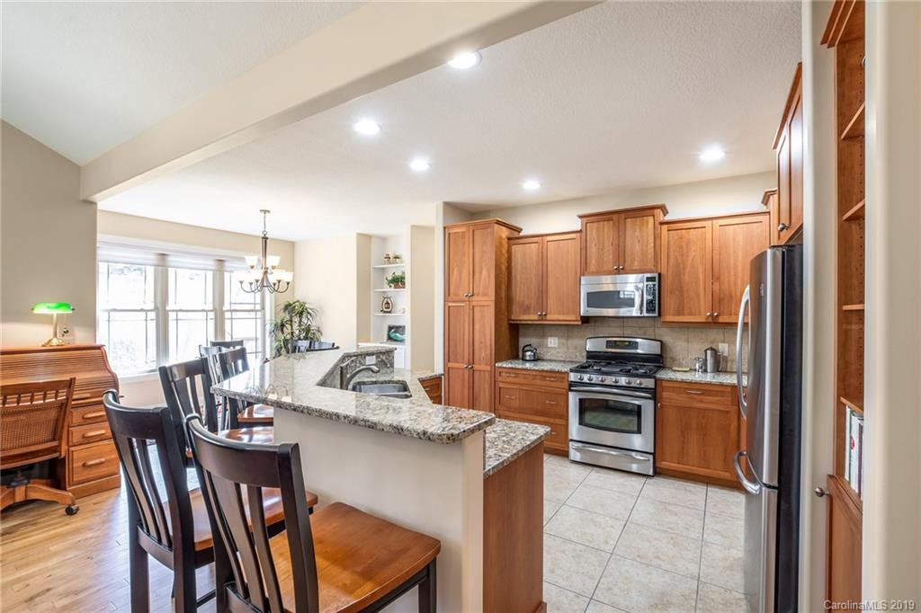 4 Alsatian Lane Asheville NC 28805