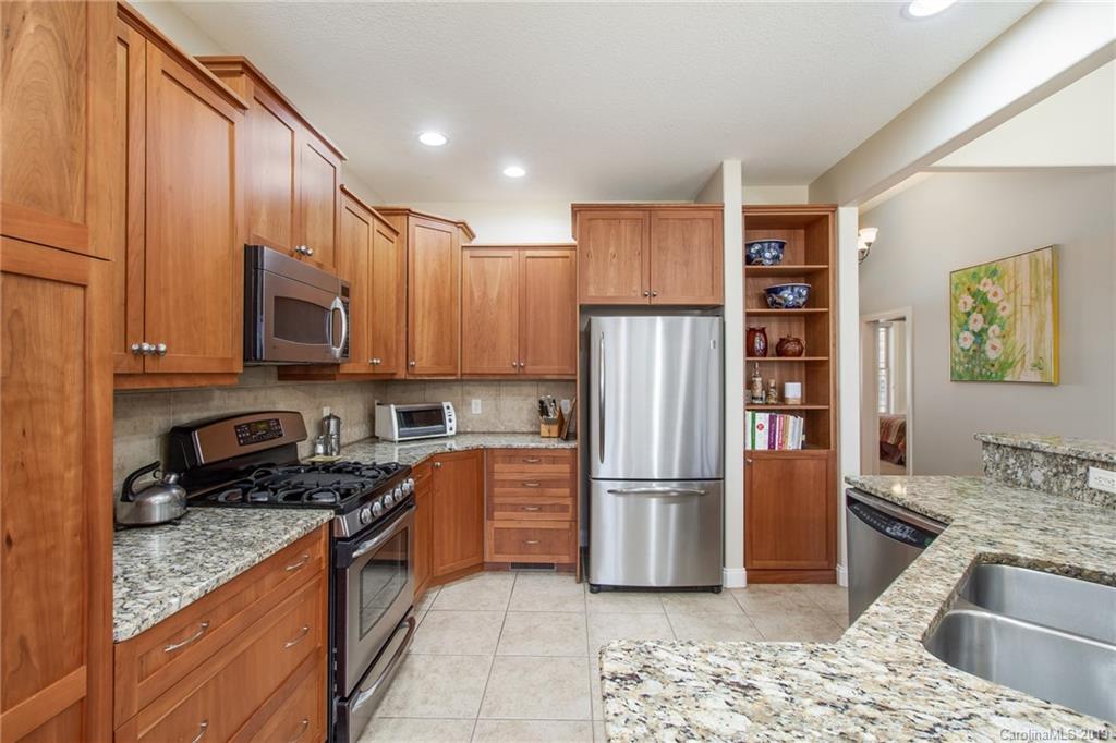 4 Alsatian Lane Asheville NC 28805