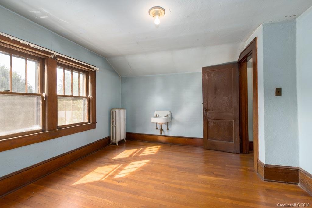 76 Harris Avenue Asheville NC 28806