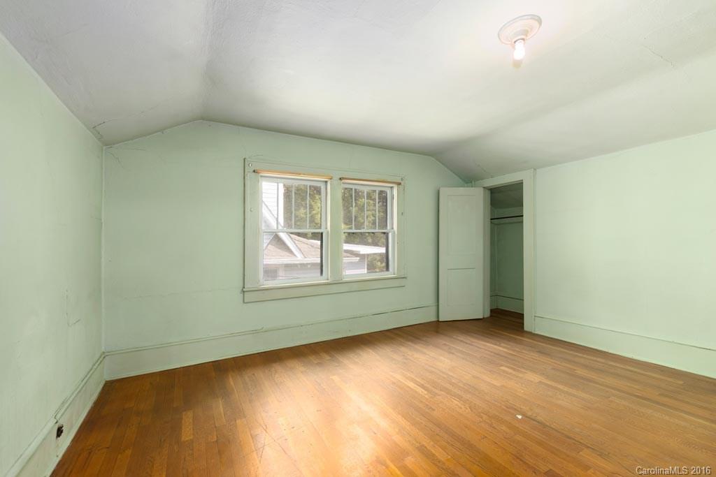 76 Harris Avenue Asheville NC 28806