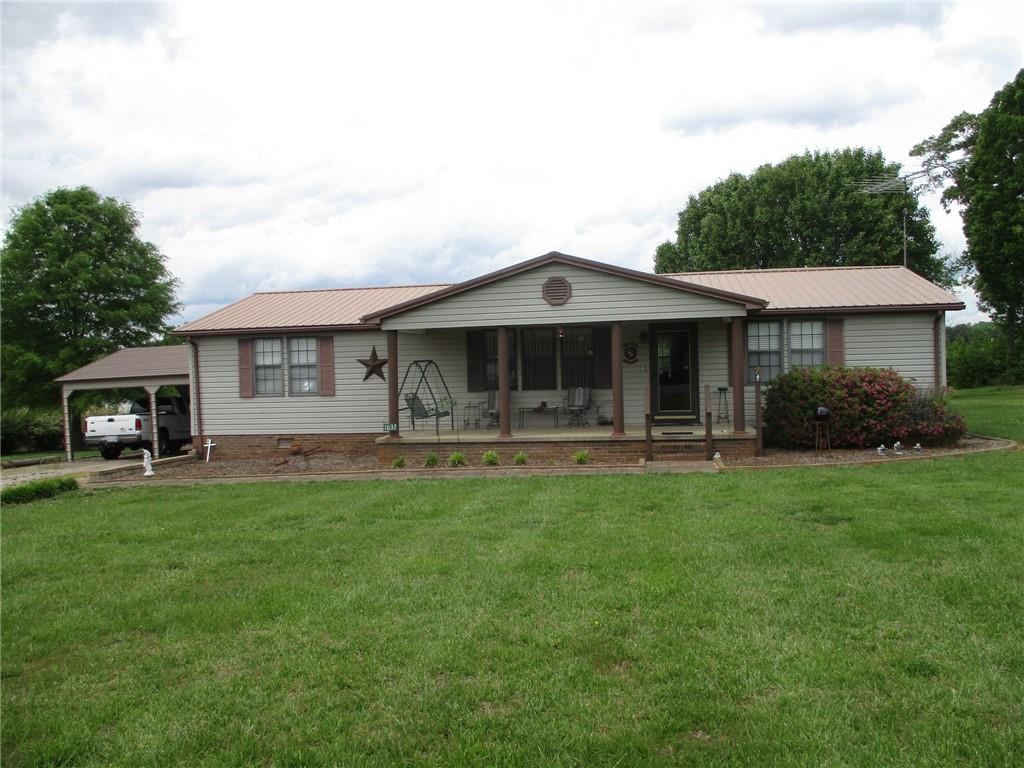 1637 Taylorsville Mfg Road Taylorsville NC 28681