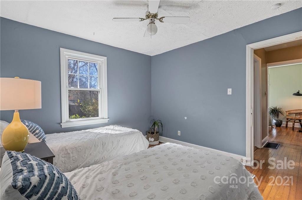 98 Olney Road Asheville NC 28806