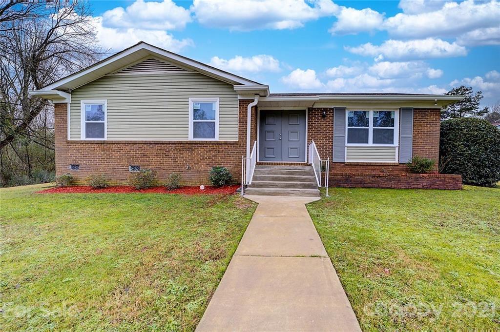 6747 Glenmoor Drive Charlotte NC 28214