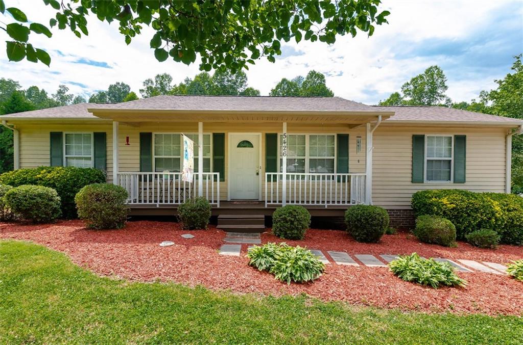 5426 Chestnut Drive Hickory NC 28602