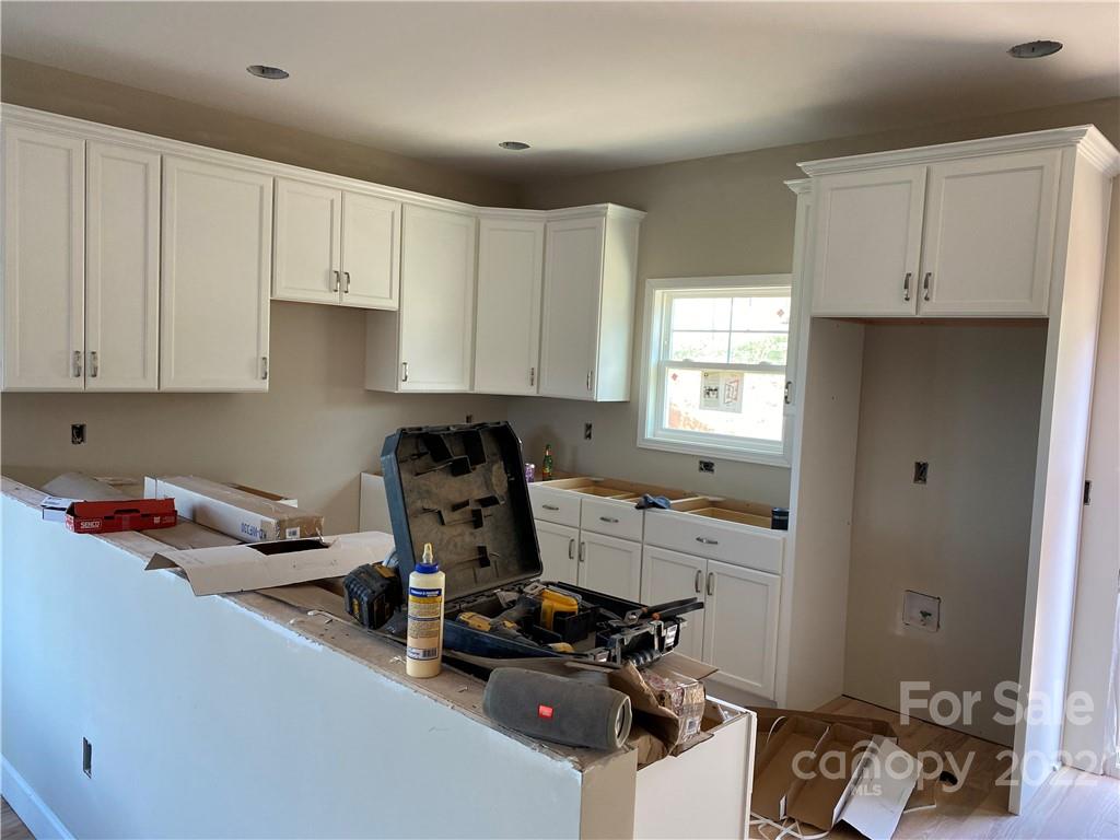 216 Oak Meadow Lane Asheville NC 28804