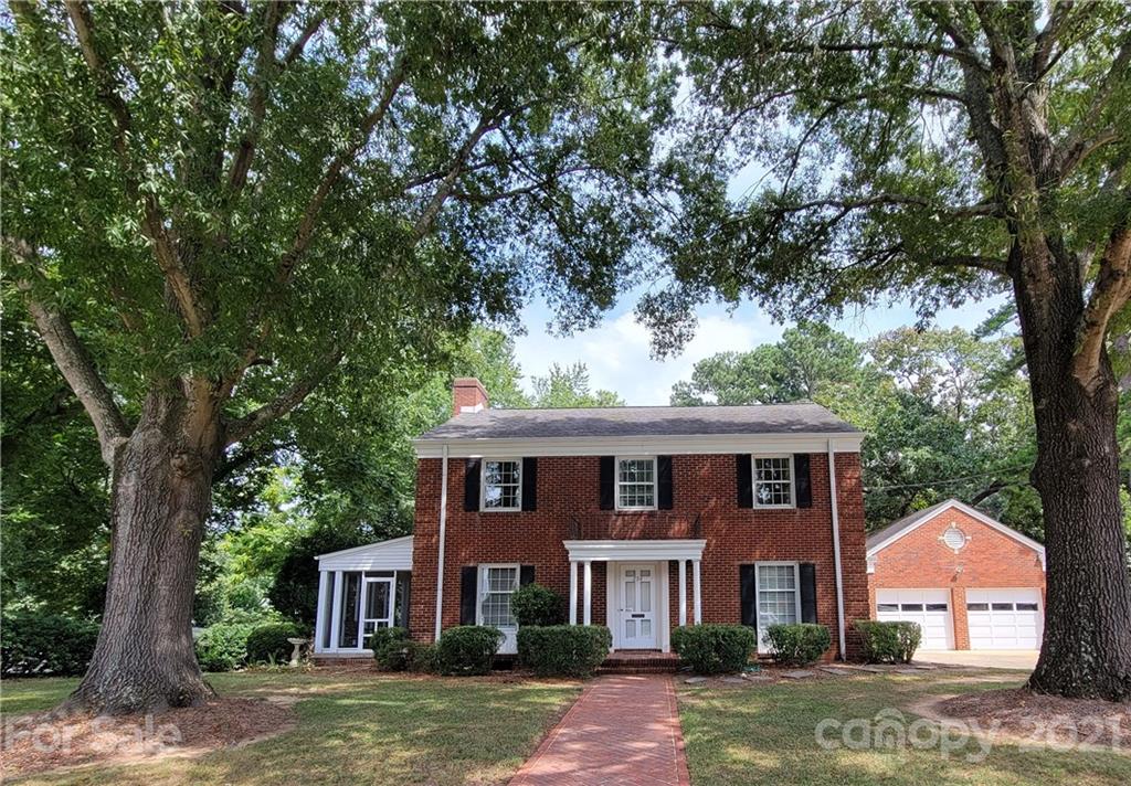 234 N Russell Street Troy NC 27371