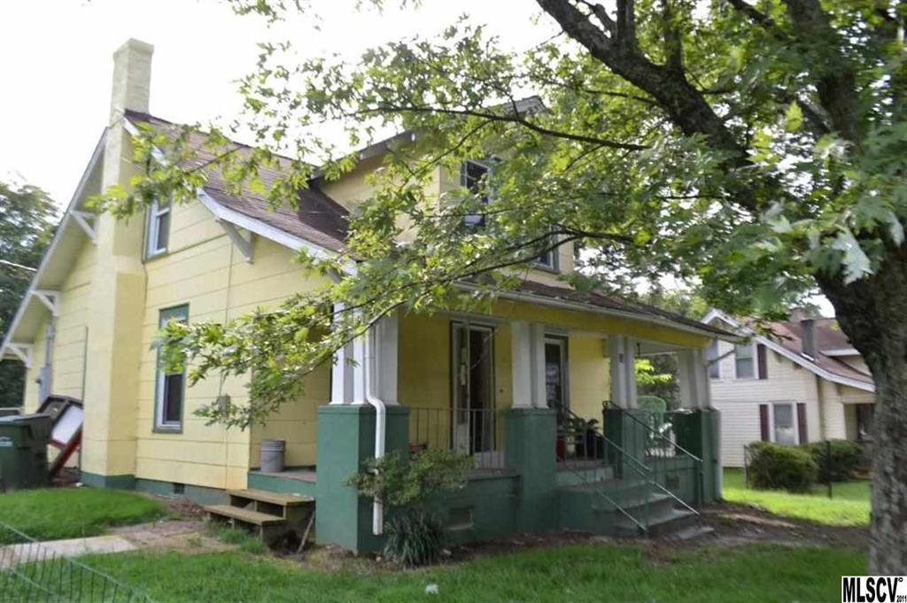 53 10th Street SE Hickory NC 28602