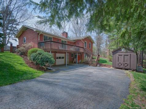 25 Chadwick Wade Drive Asheville NC 28804