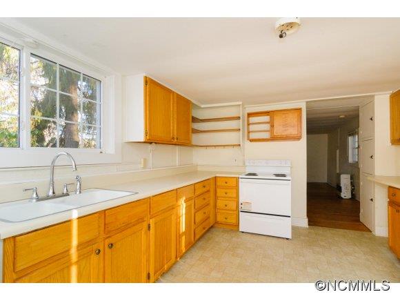 49 1/2 Forest Street Asheville NC 28803