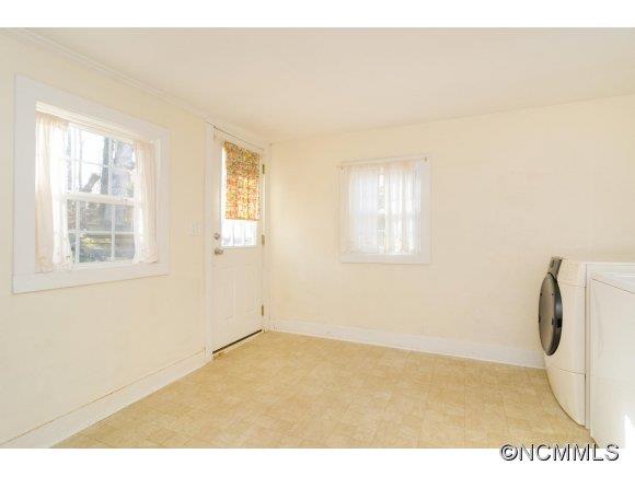 49 1/2 Forest Street Asheville NC 28803