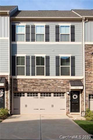 1912 Catkin Lane Charlotte NC 28205