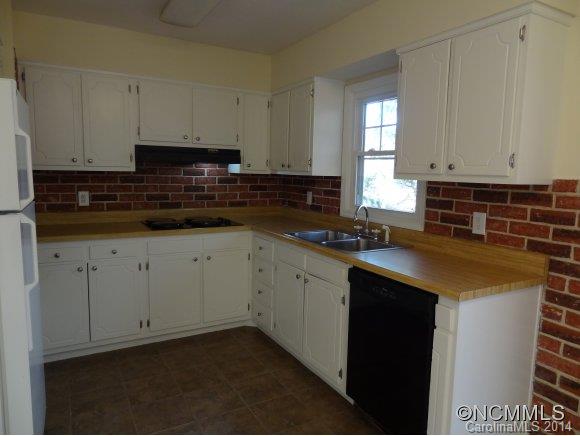 7 Ferncliff Drive Asheville NC 28805