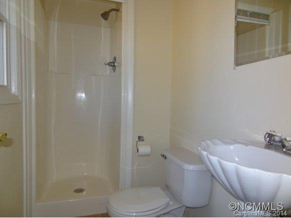 7 Ferncliff Drive Asheville NC 28805