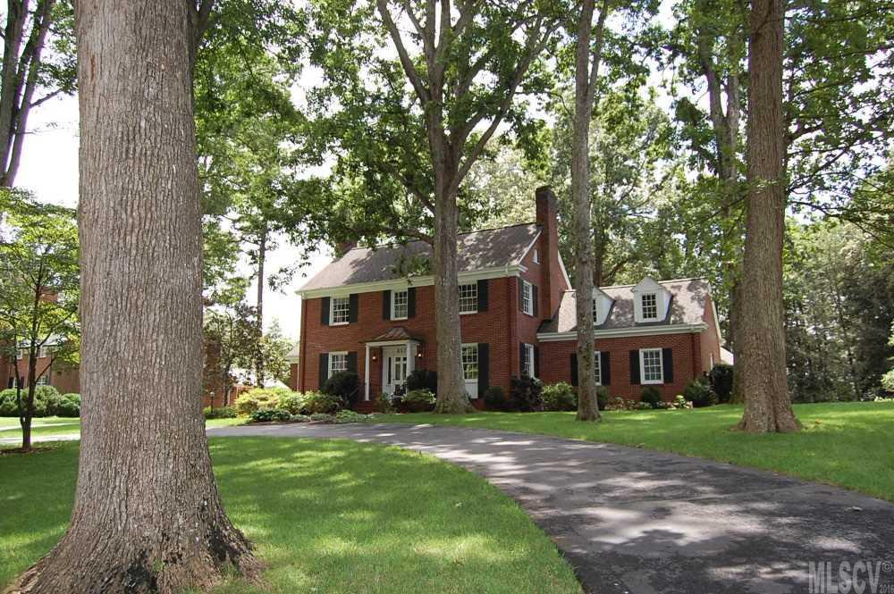 857 7th Street Nw Hickory NC 28601