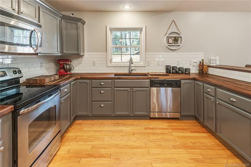114 Churchill Downs Drive Fairview NC 28730