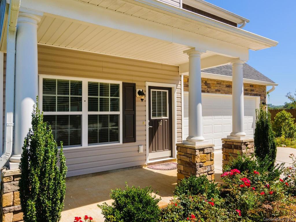 10 Maxim Court Arden NC 28704