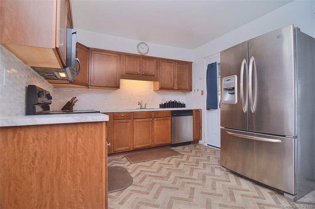 4425 Valeview Lane Charlotte NC 28269
