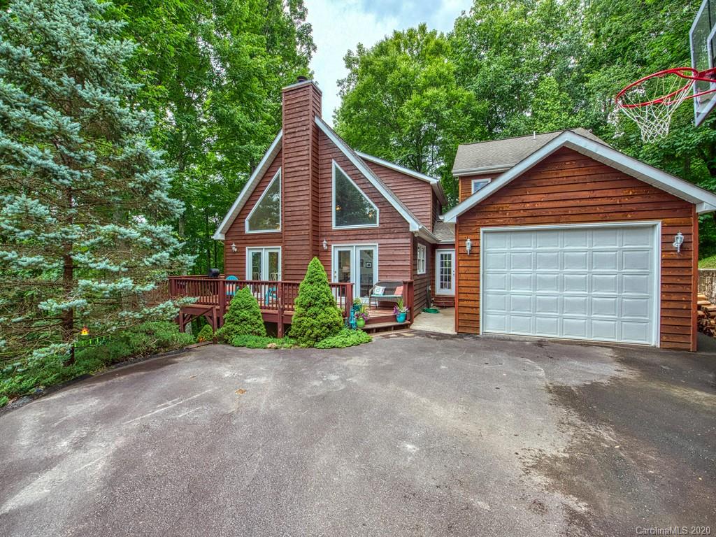 737 Crestmont Drive Waynesville NC 28786
