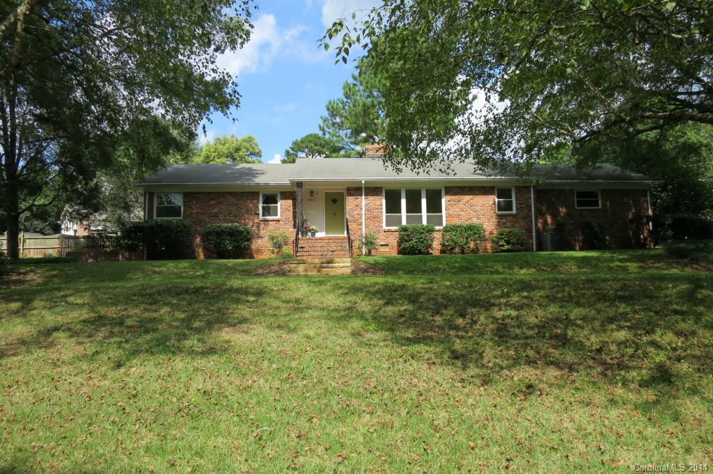 6011 Lakeview Drive Charlotte NC 28270