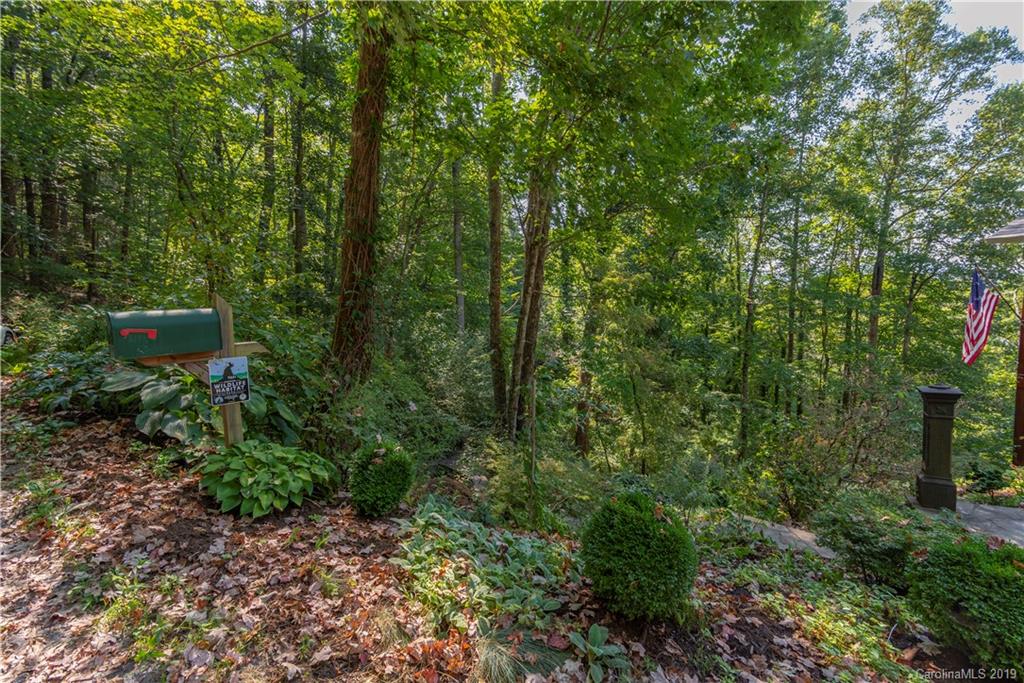 563 Betsy Ross Lane Asheville NC 28805