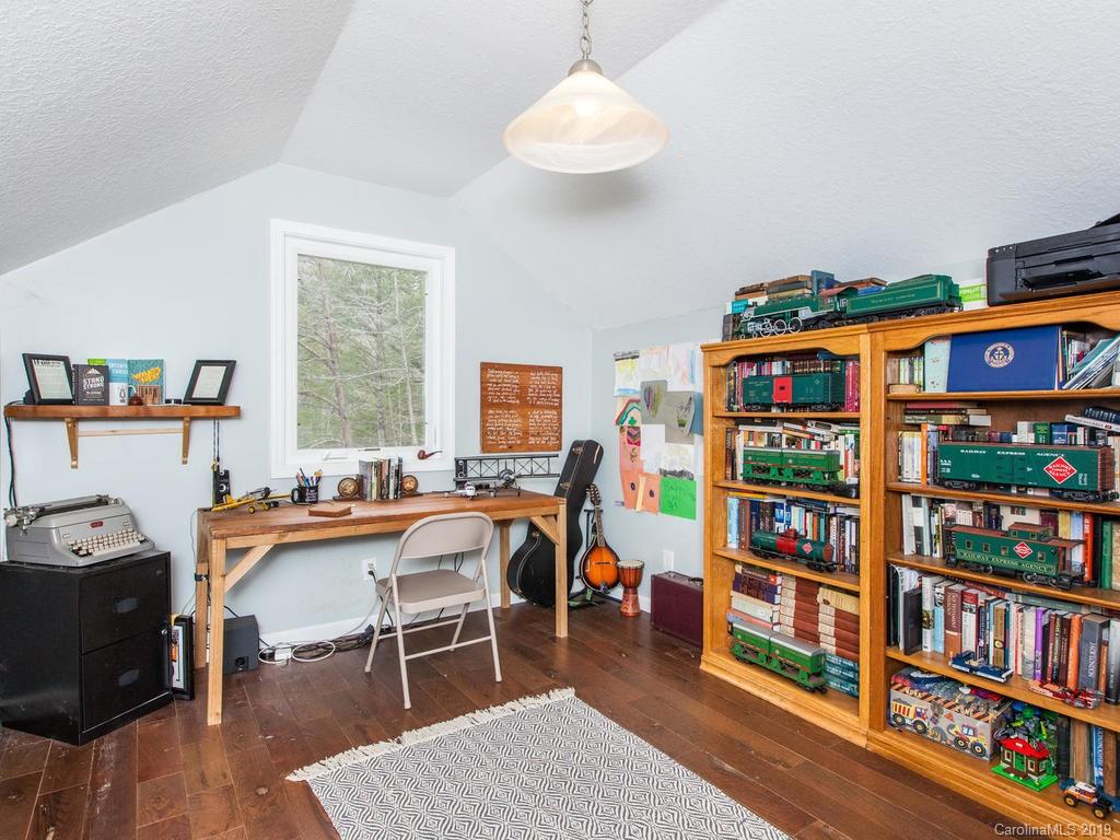 54 Reeds Creek Road Fairview NC 28730