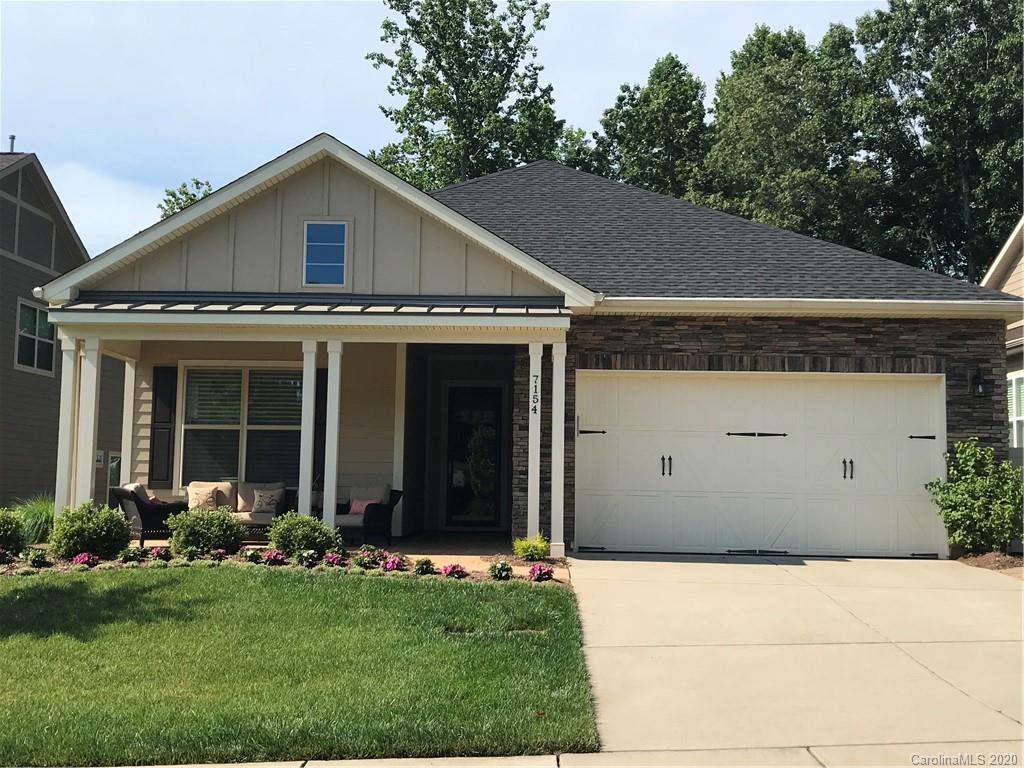 7154 Hanging Rock Court Denver NC 28037