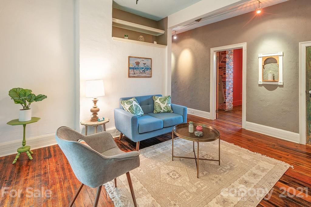 14 1/2 Pine Grove Avenue Asheville NC 28801