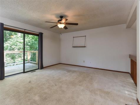 12 Wildwood Circle Fletcher NC 28732