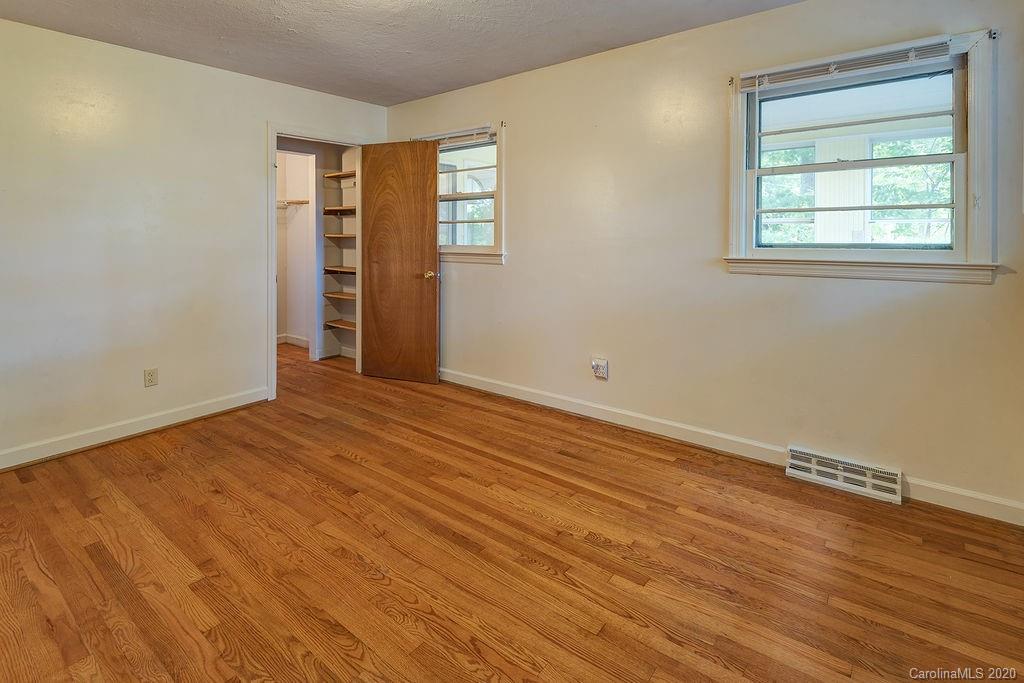 29 Wentworth Avenue Asheville NC 28803